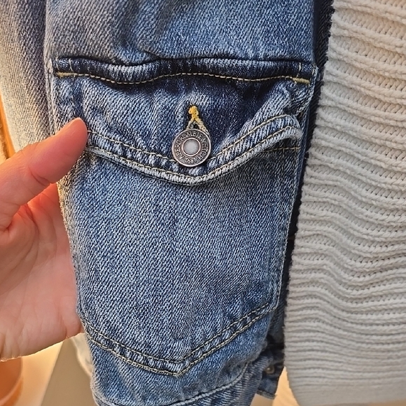 Abercrombie & Fitch denim jacket with an attached cream knit draped shawl - Picture 4 of 7